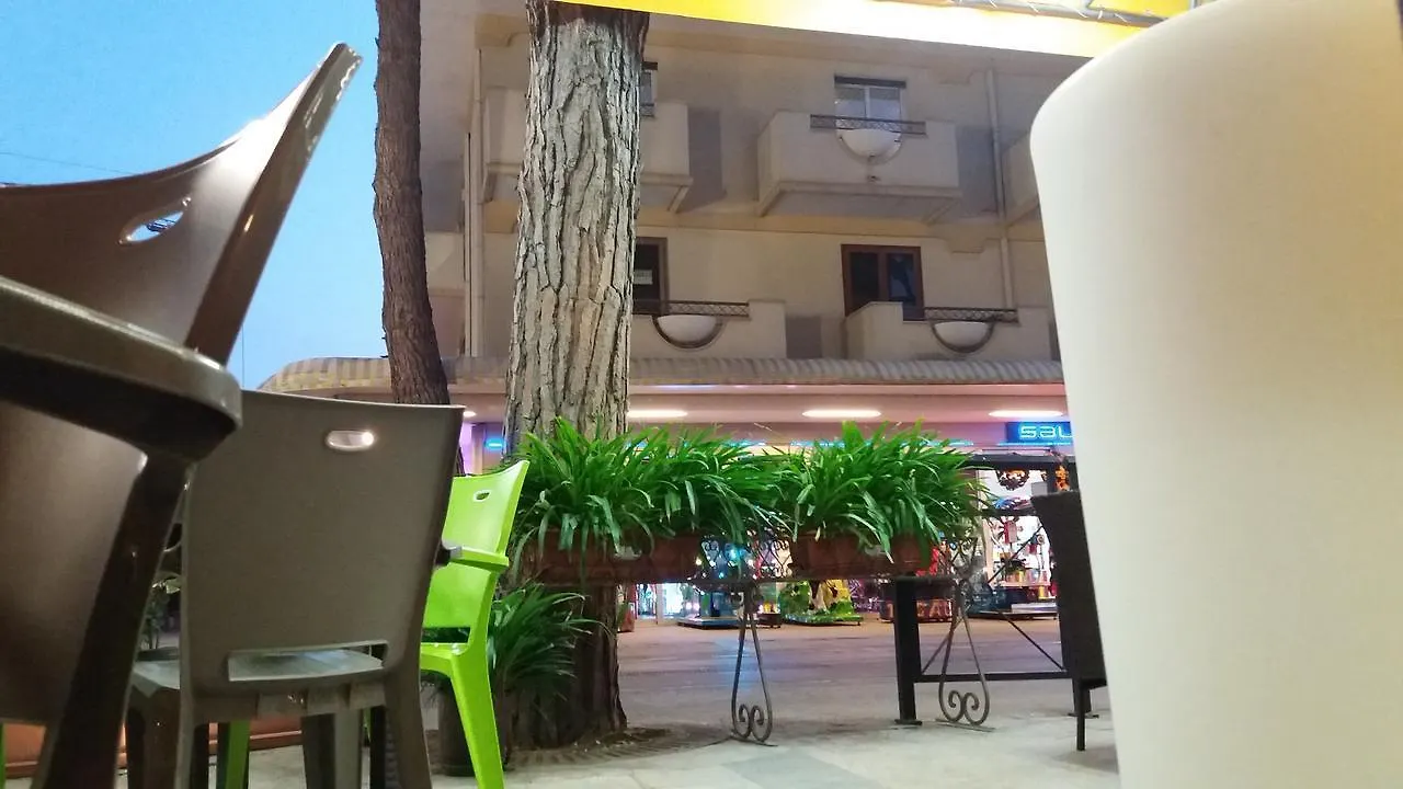 Hotel Susy Riccione 2*,  Itálie